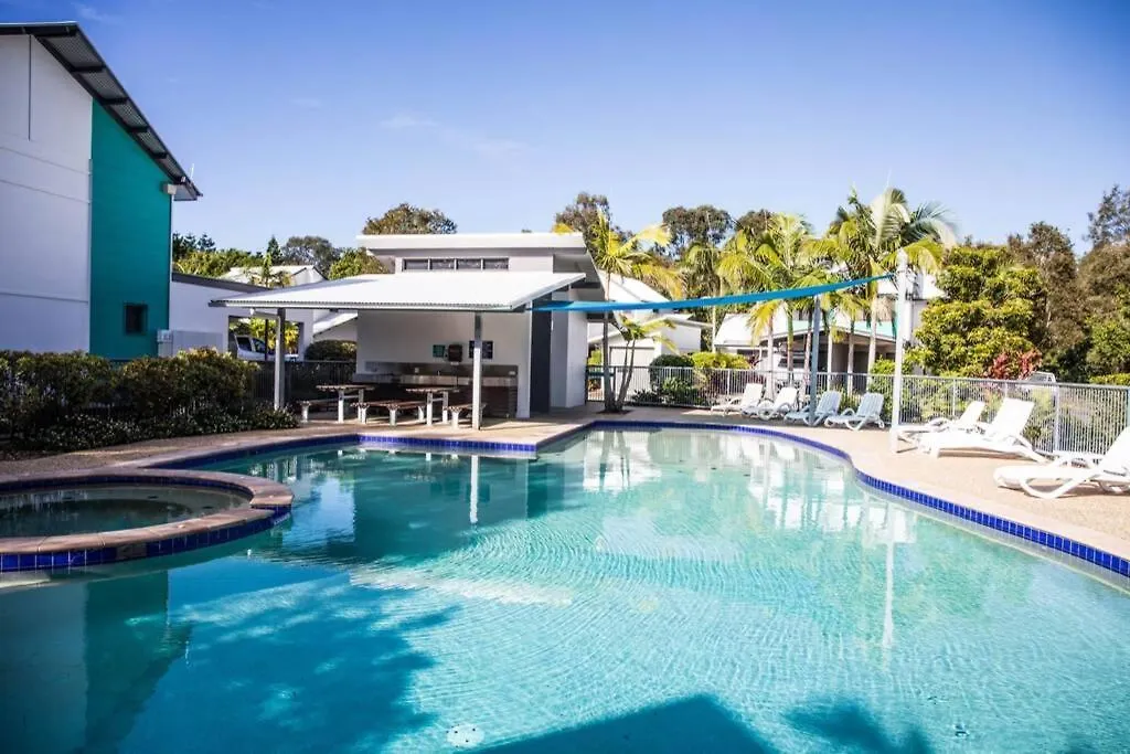 2 Bedroom Ground Level Villa In Tropical 4* Resort Noosaville 0*,