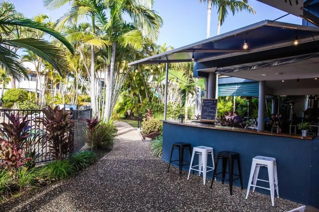 2 Bedroom Ground Level Villa In Tropical 4* Resort Noosaville