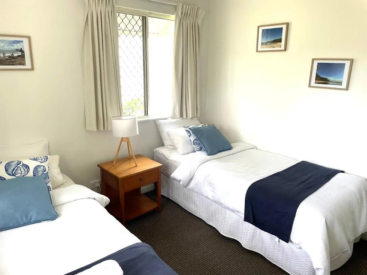 2 Bedroom Ground Level Villa In Tropical 4* Resort Noosaville Australia